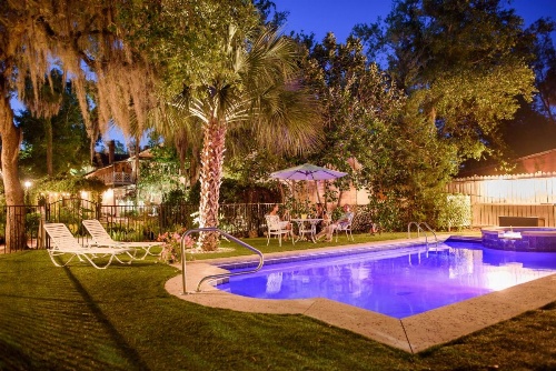 Sweetwater Branch Inn Bed And Breakfast image 15