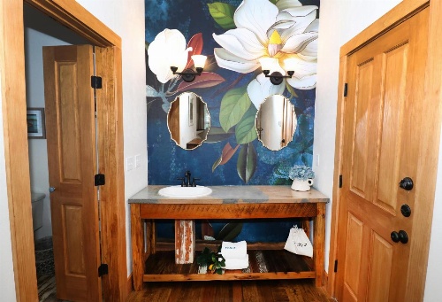 Sweetwater Branch Inn Bed And Breakfast image 2