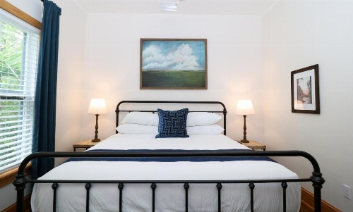 Sweetwater Branch Inn Bed And Breakfast image 30